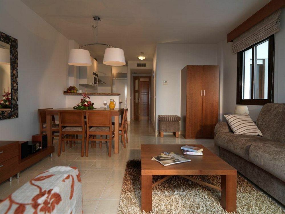 Macdonald La Ermita Resort Mijas Bagian luar foto